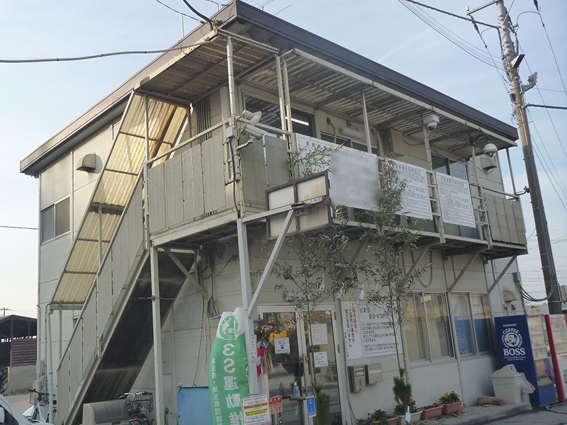 事務所の表通り